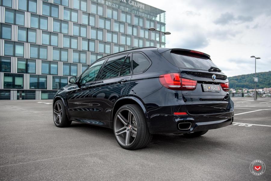  BMW X5 on Vossen Wheels (VPS-302) 2016 года  (фото 26 из 27)